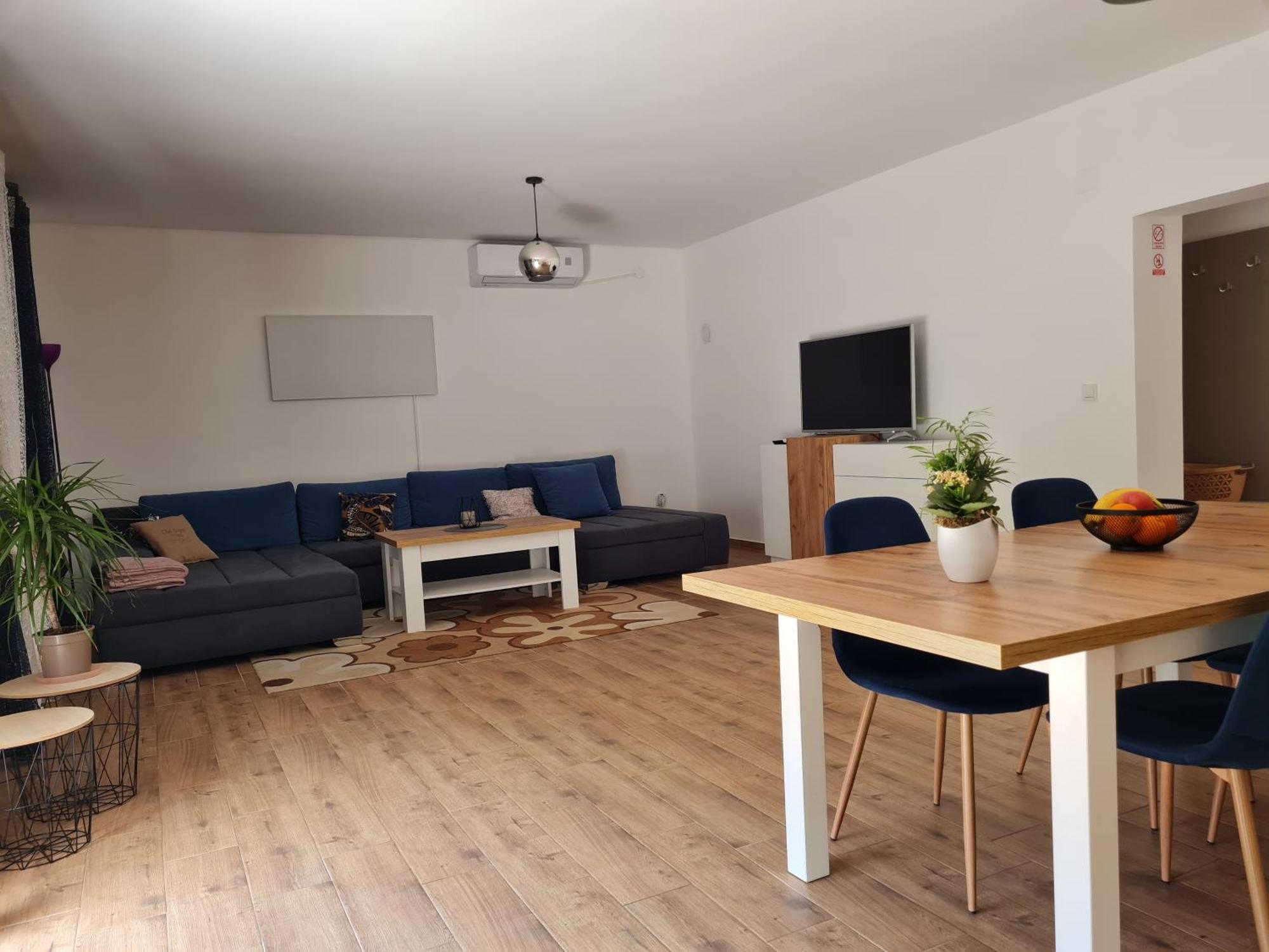 Old Town Road Appartement Karlovac Buitenkant foto