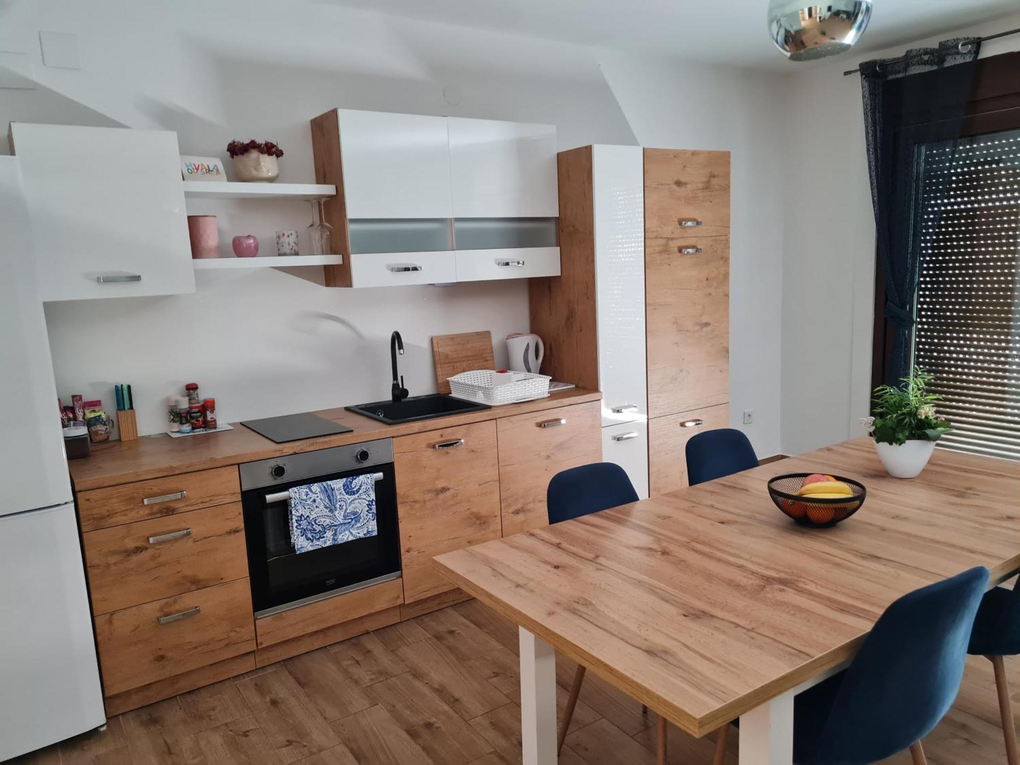 Old Town Road Appartement Karlovac Buitenkant foto
