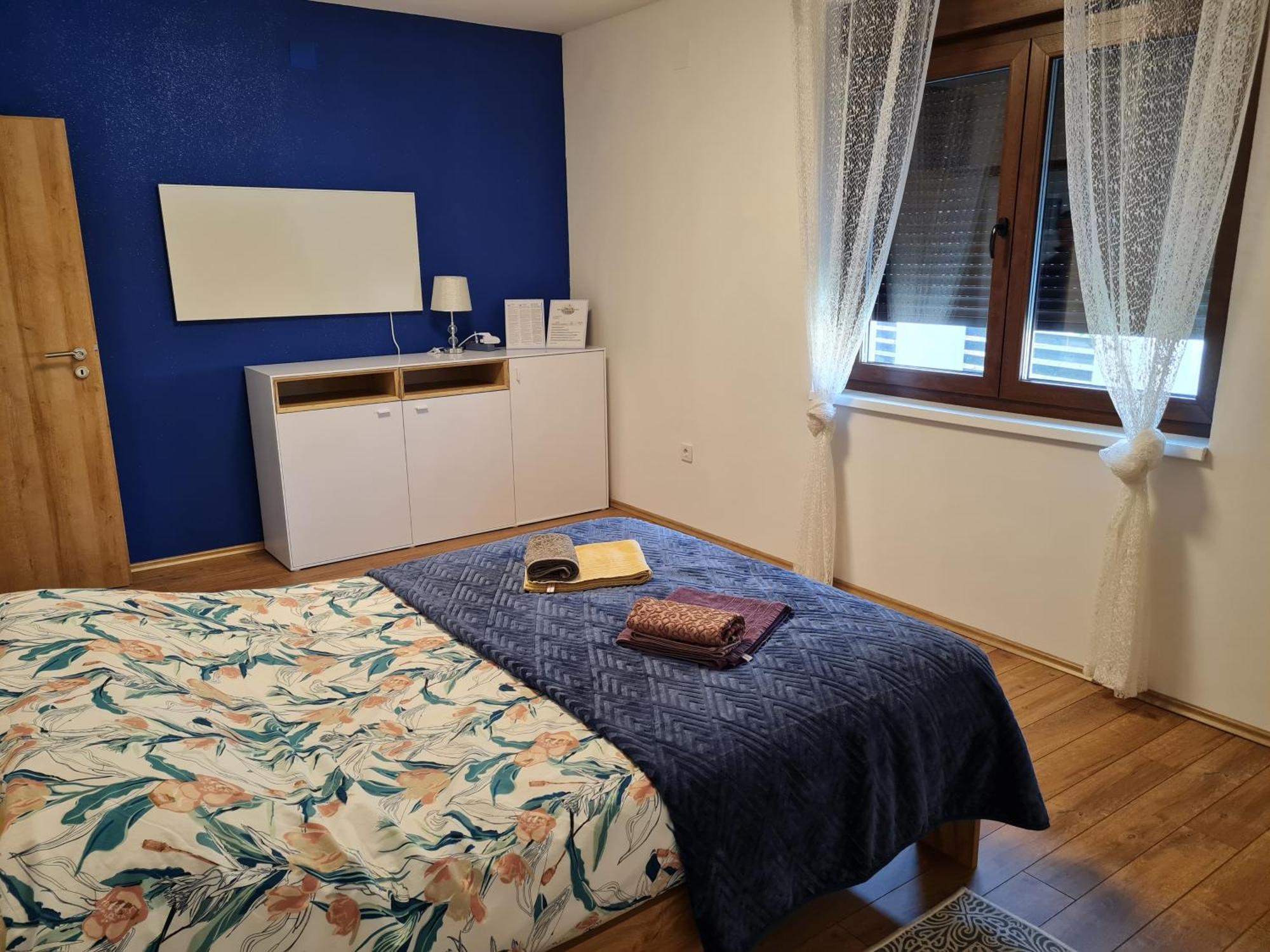 Old Town Road Appartement Karlovac Buitenkant foto